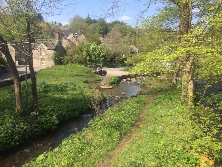 Duck Cottage Milldale Alstonefield Peak District Alstonfield Экстерьер фото